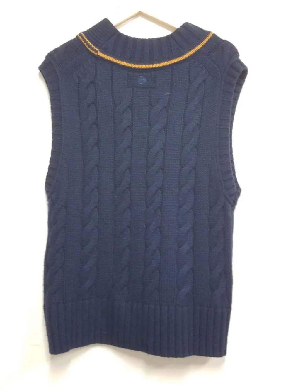 Banana Republic BR Athletics Merino Wool Cable Knit Vest Navy Mens Small 441004